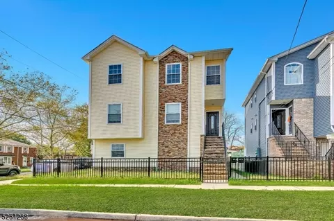 9 Wright Pl # B, New Brunswick, NJ 08901
