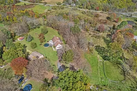 36-38 Old Clove Rd, Wantage, NJ 07461