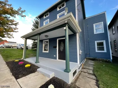 48 Heckman St, Phillipsburg, NJ 08865