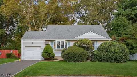 12 Alan O Kell Pl, Cranford, NJ 07016