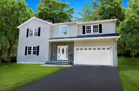 21 Como Ter, Lake Hopatcong, NJ 07849
