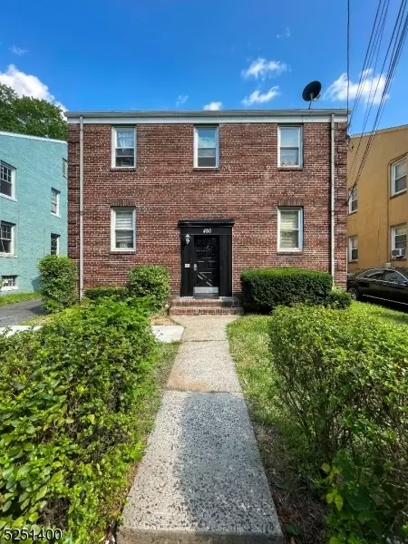 480 Fabyan Pl, Newark, NJ 07112