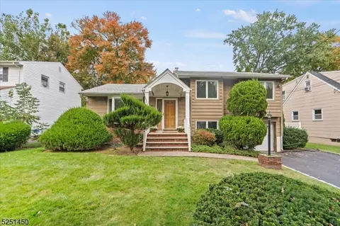 1133 Martine Ave, Scotch Plains, NJ 07076