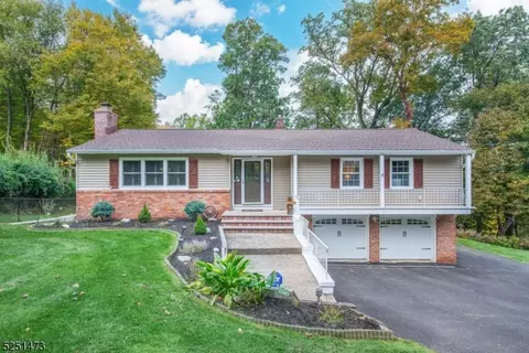 52 Warren Rd, Sparta, NJ 07871