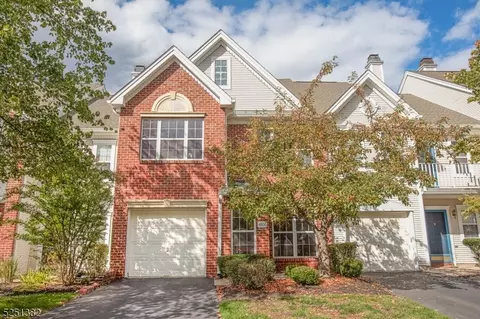 4806 Patterson St, Bridgewater, NJ 08807