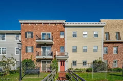 1003 Unicorn Way #H1, Clifton, NJ 07011