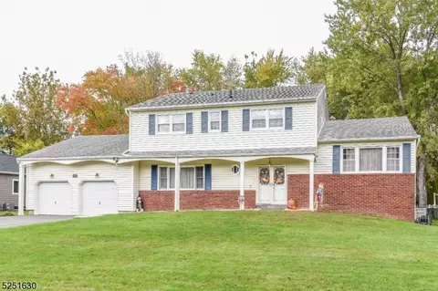 12 Lancaster Ave, Montville Twp, NJ 07058