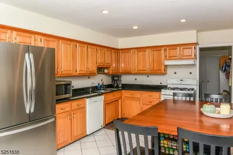 12 Lancaster Ave, Montville Twp, NJ 07058 photo 5
