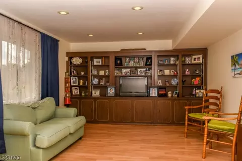 12 Lancaster Ave, Montville Twp, NJ 07058 photo 9