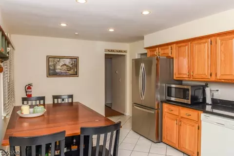12 Lancaster Ave, Montville Twp, NJ 07058 photo 6