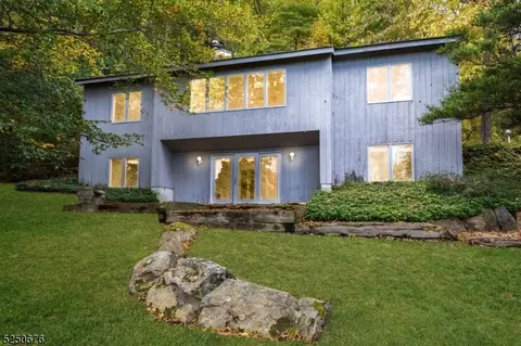 395 Route 513, Califon, NJ 07830