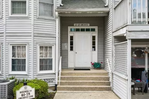 62 Amethyst Ln #62, Paterson, NJ 07501