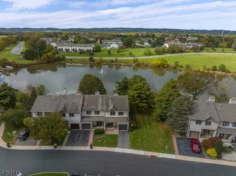 50 Elm Ter #50, Flemington, NJ 08822
