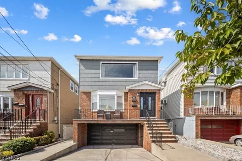511 Davis Ave, Harrison, NJ 07029