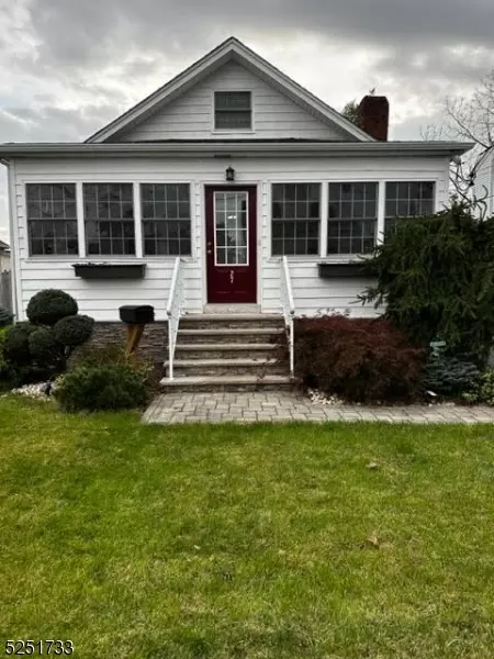 27 Furber Ave, Linden, NJ 07036
