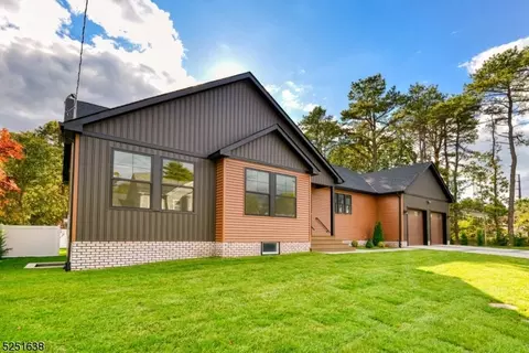 258 1st Ave, Toms River, NJ 08757