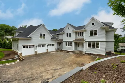 132 Hartshorn Dr, Short Hills, NJ 07078