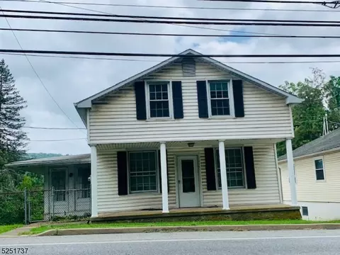 2354 Belvidere Rd, Phillipsburg, NJ 08865