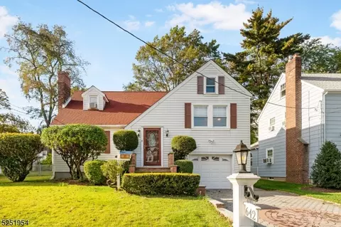 642 Salem Rd, Union, NJ 07083