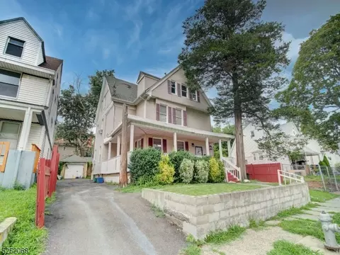 71 Stockton Pl, East Orange, NJ 07017