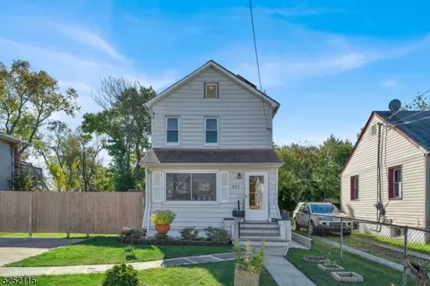 857 E Hazelwood Ave, Rahway, NJ 07065