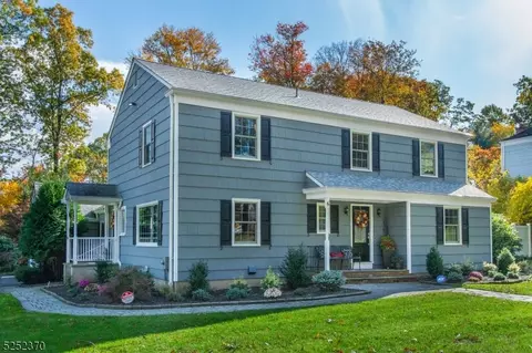 6 Starling Rd, Randolph, NJ 07869