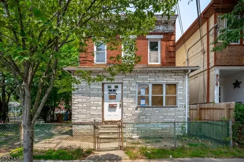 908 Chandler Ave, Linden, NJ 07036