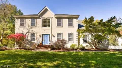 2 Timbers Ct, Somerville, NJ 08876
