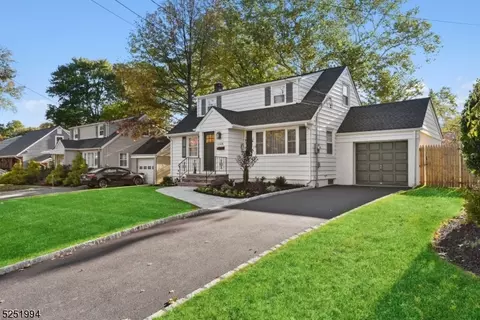 2108 Aldene Ave, Scotch Plains, NJ 07076