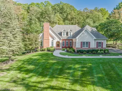 7 Cherryville Stanton Rd, Flemington, NJ 08822