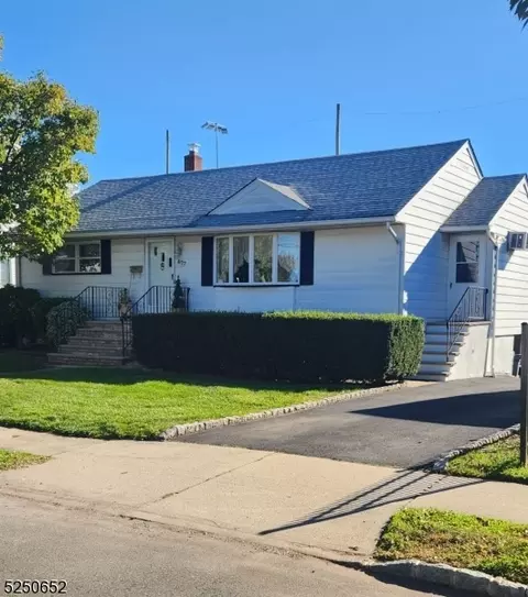 477 Greylock Pkwy, Belleville, NJ 07109