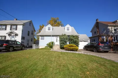 443 E 2nd Ave, Roselle, NJ 07203