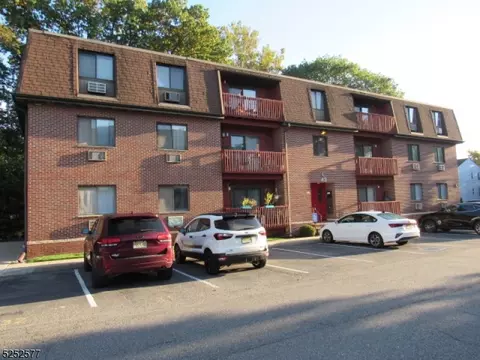 666 Mill St #C7, Belleville, NJ 07109