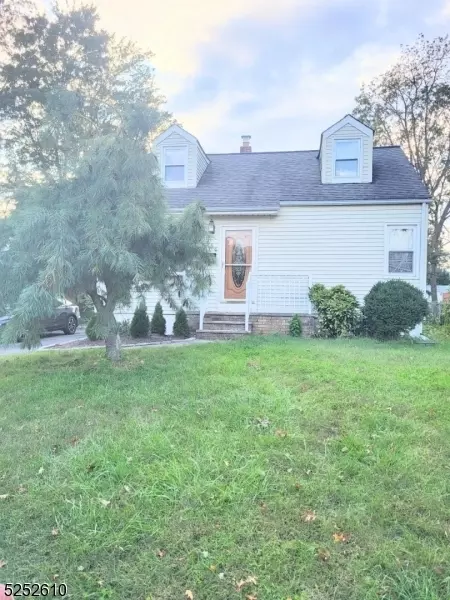 654 Dial Ave, Piscataway, NJ 08854