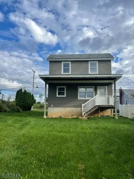 523 Center St, Phillipsburg, NJ 08865