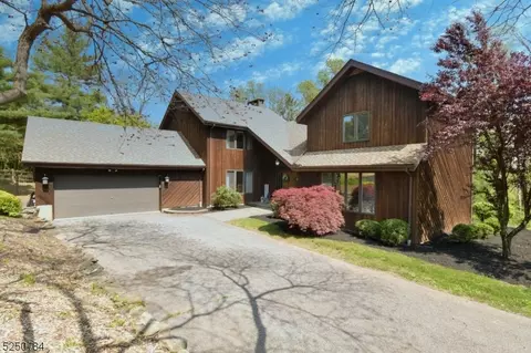 606 County Road 579, Flemington, NJ 08822
