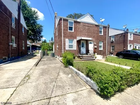 697 Colgate Ave, Perth Amboy, NJ 08861