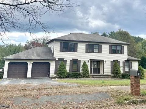 6 Regina Rd, Roxbury Twp, NJ 07876
