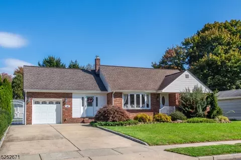 195 S Moetz Dr, Milltown, NJ 08850