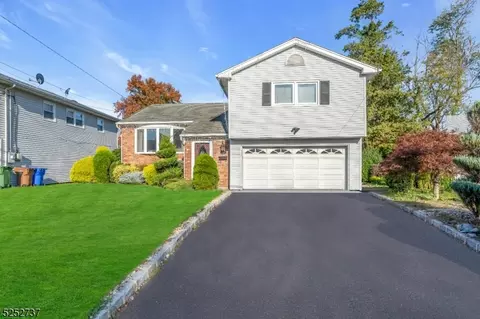1136 Debra Dr, Linden, NJ 07036