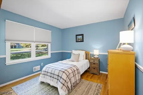 22 Drake Rd, Mendham Boro, NJ 07945 photo 12