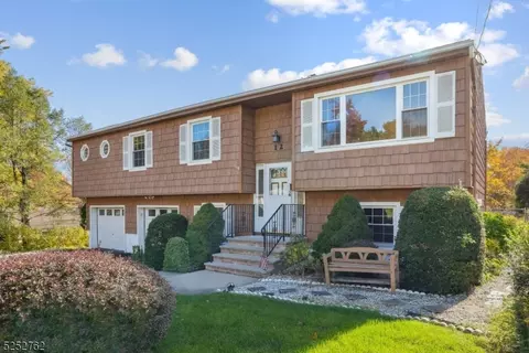 12 Judy Rd, Roxbury Twp, NJ 07876