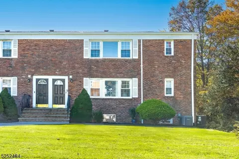 10 Stanford Dr #4B, Bridgewater, NJ 08807
