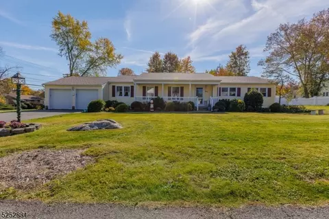 3 Farrand Dr, Parsippany-troy Hills Twp, NJ 07054