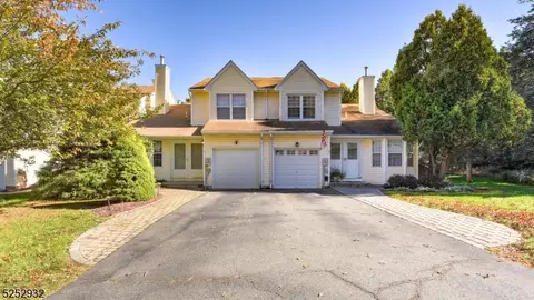 18 Watchung Trl, Somerville, NJ 08876