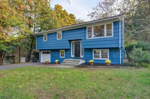 21 Evans Rd, Riverdale, NJ 07457