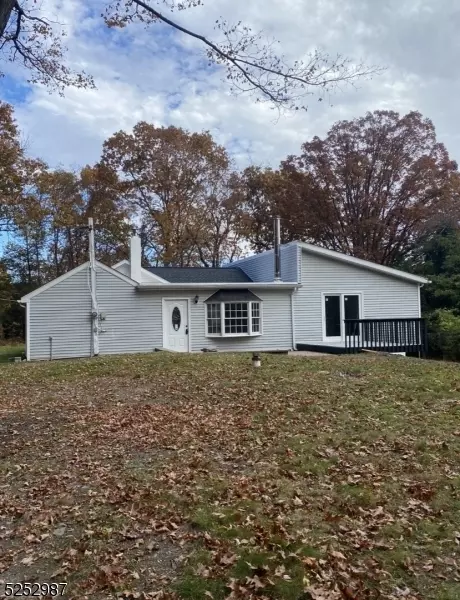 907 Oriole Trl, Newton, NJ 07860