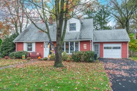 169 Donato Dr, Little Falls, NJ 07424