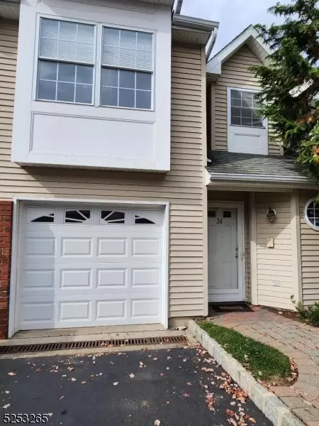 34 Angela Way, Berkeley Heights, NJ 07922