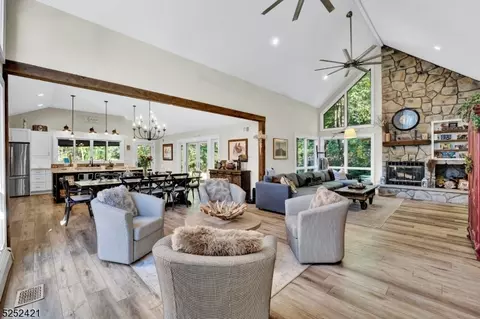 625 Maxim Dr, Andover, NJ 07821